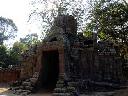 201102a/Angkor_11.jpg
