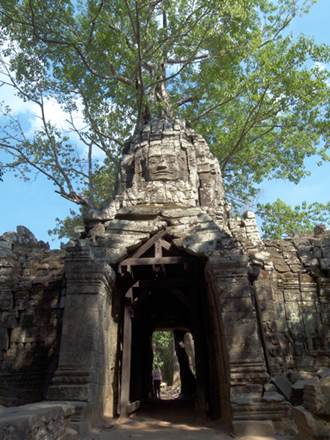 201102a/Angkor_25.jpg