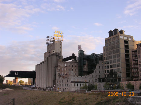 200510c/Minneapolis_13.jpg