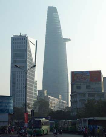 201112a/HCMC_04.jpg